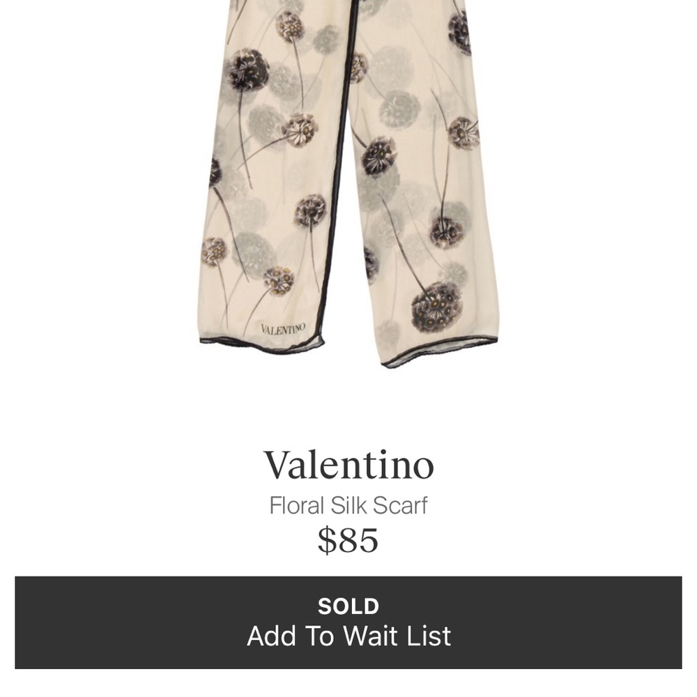SOLD 💯 Authentic Valentino silk scarf - Picture 2 of 5
